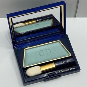 Dior 422 Dewy Green Eyeshadow